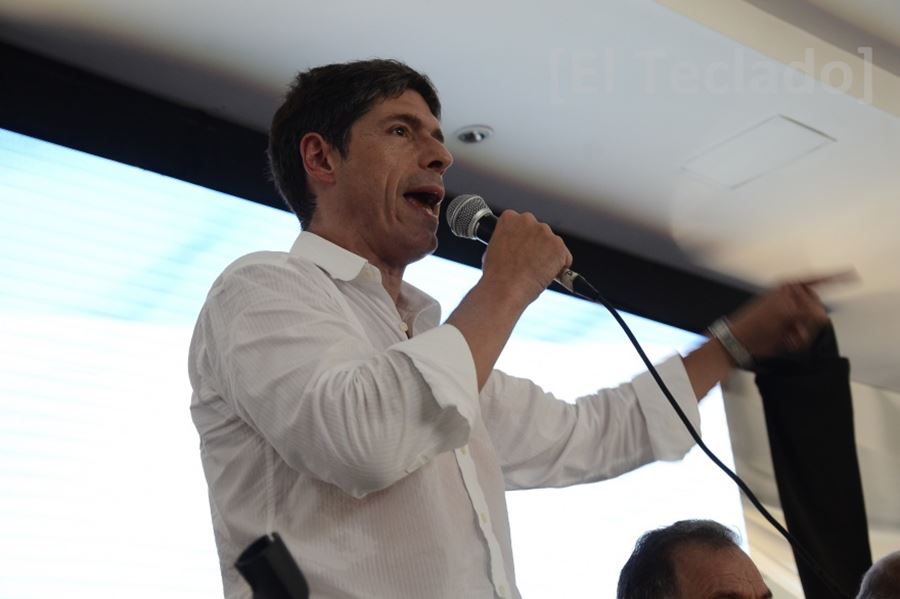 Cristina candidata: Abal Medina insistió con las PASO y denunció proscripción al randazzismo