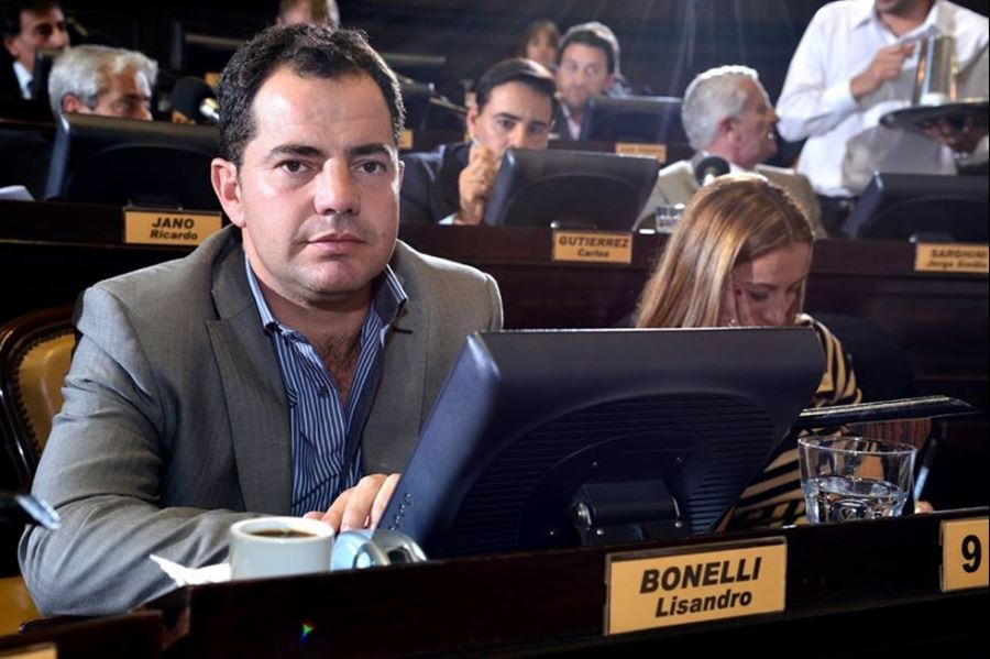 Bonelli cargó contra la OFI de Vidal y aseguró: "El acuerdo con Margarita va a trascender estas elecciones"