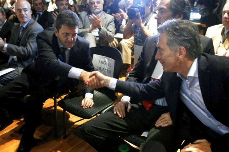 El presidente Macri disparó contra Massa: "No es coherente, y entonces va de un lado y a otro"