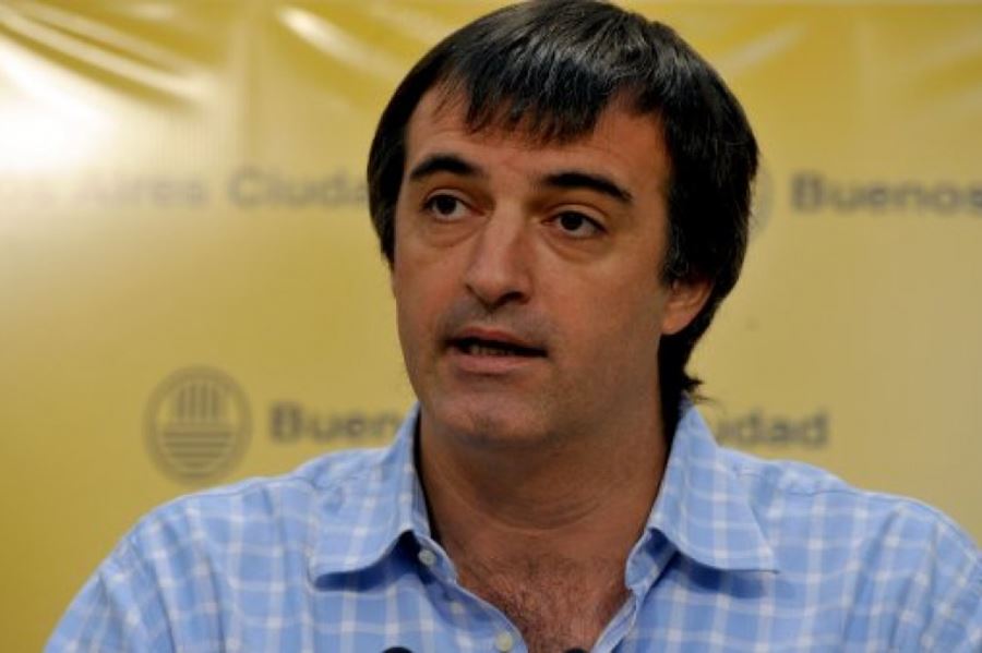 El extraño concepto del #NiUnaMenos del  candidato Esteban Bullrich