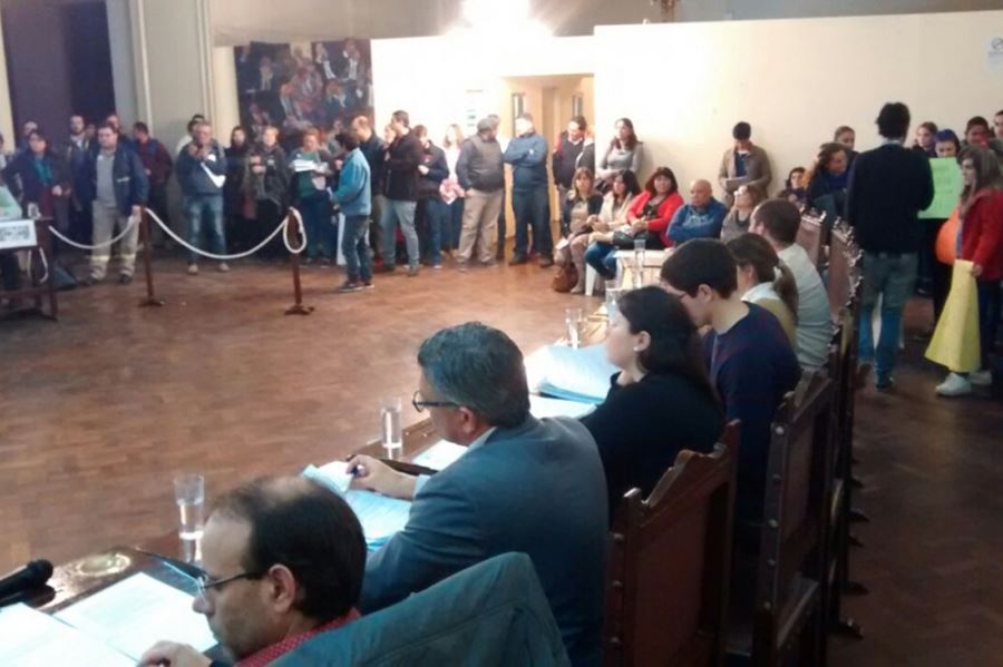 El HCD de Luján declaró en estado de "emergencia" a empresas del sector textil