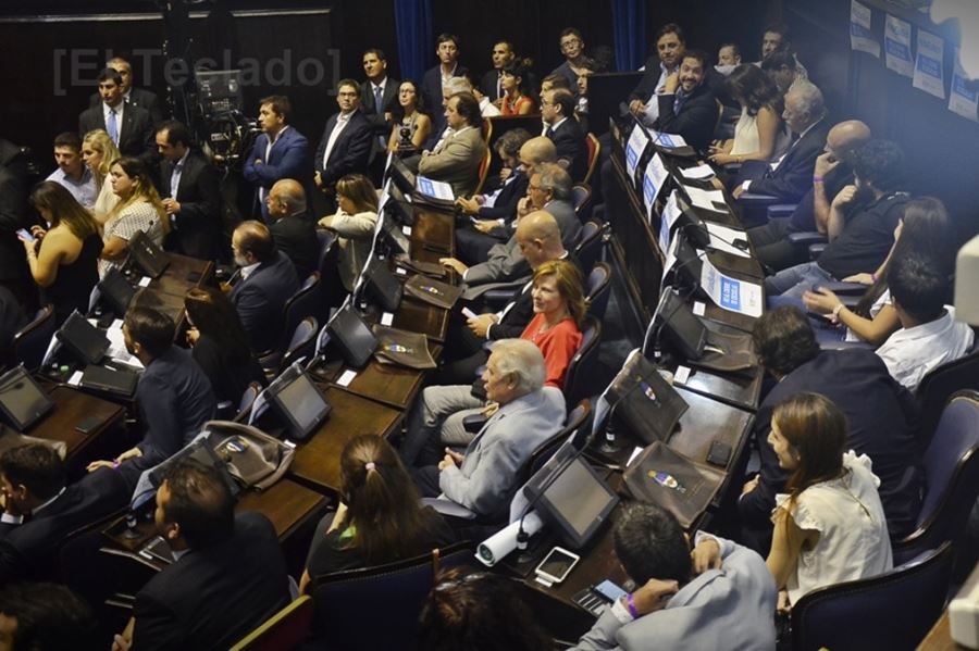 Para Unidad Ciudadana, en el discurso de Vidal faltó mencionar el cierre de escuelas y grados