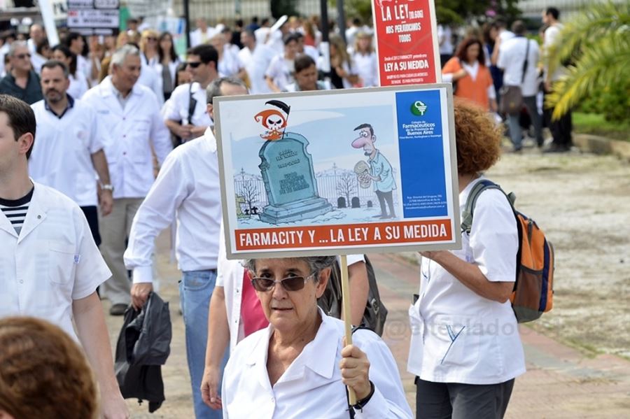 Las universidades se suman al rechazo del avance de Farmacity en territorio bonaerense