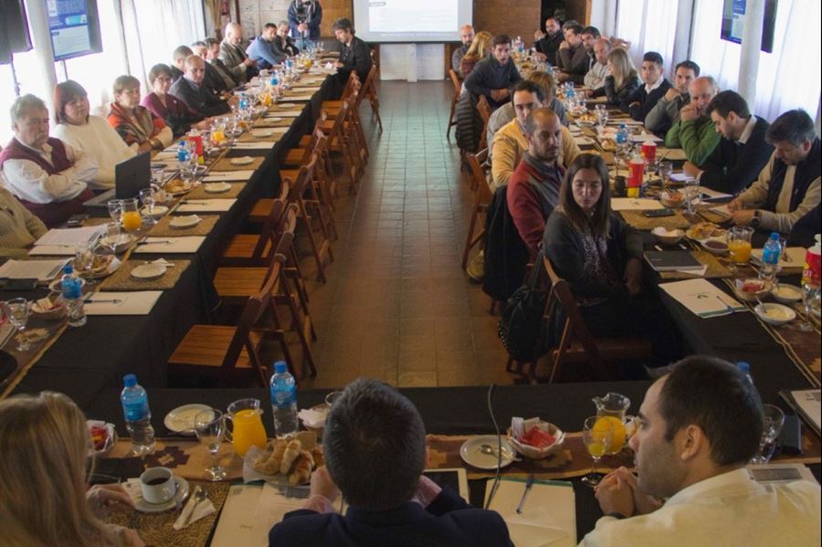 Los municipios peronistas se reúnen para debatir estrategias de trabajo vinculadas a la producción