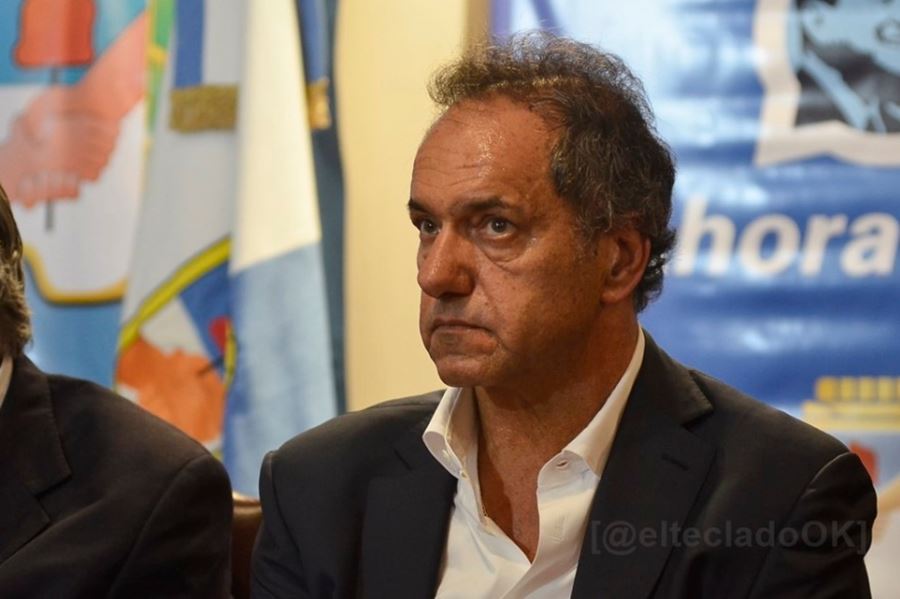 Los abogados de Scioli piden que se revoque el embargo millonario dictado por la Justicia