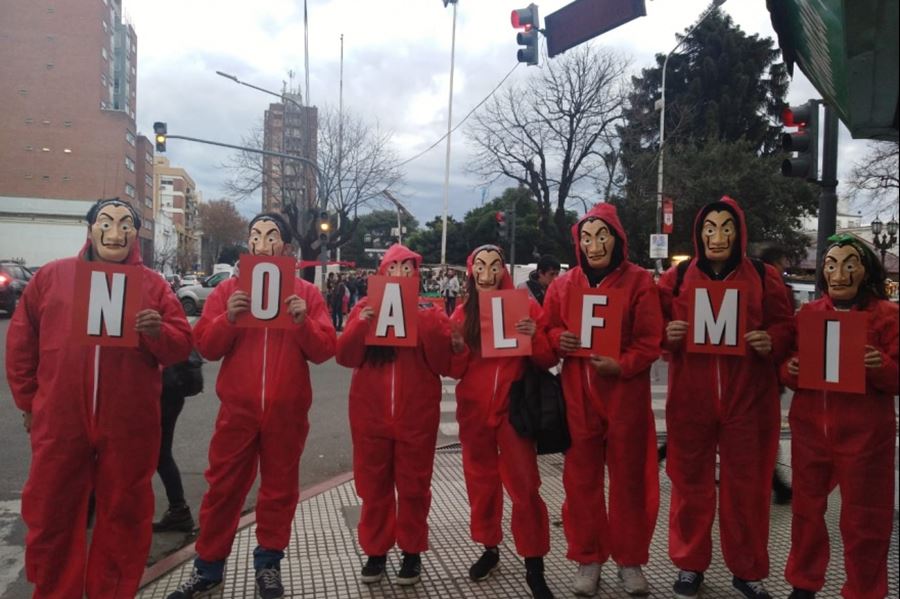 El peronismo de Morón le dijo que no al FMI con una parodia de La Casa de Papel