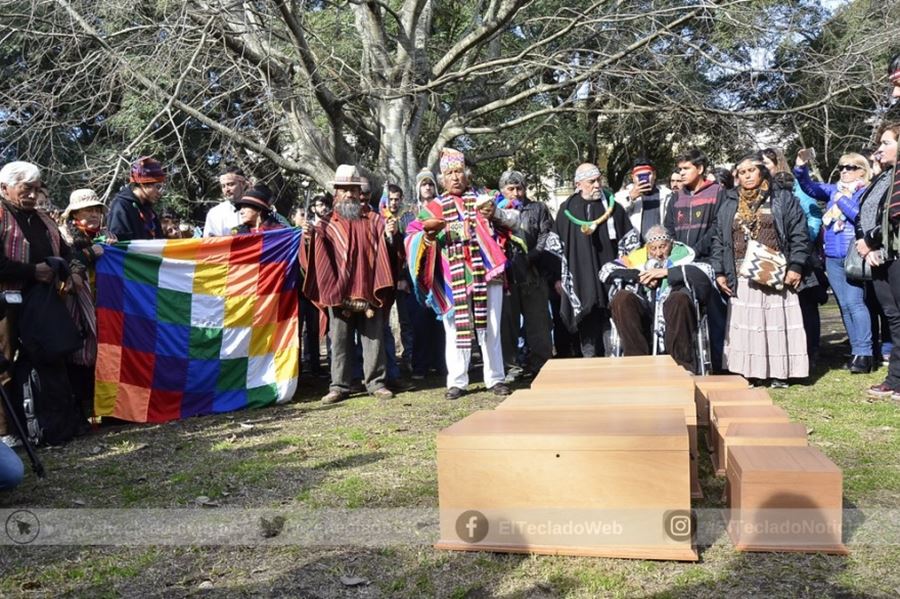 En fotos: Restituyeron los restos indígenas de la comunidad Qom a su colonia