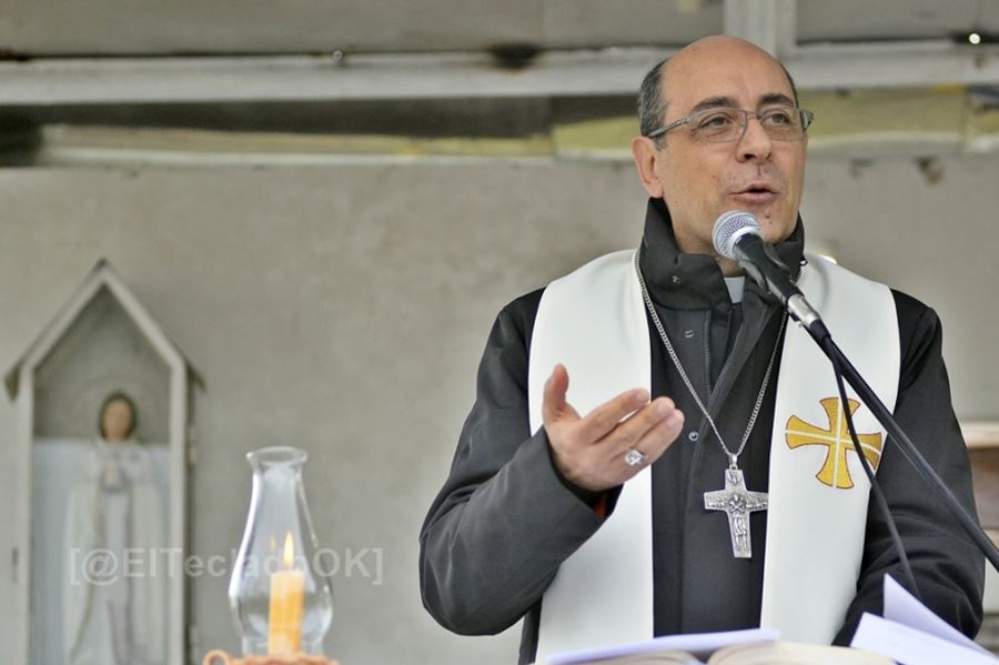 Monseñor Fernández, nuevo padrino de Astilleros: “Sus trabajadores no quieren ser ñoquis, quieren laburar”