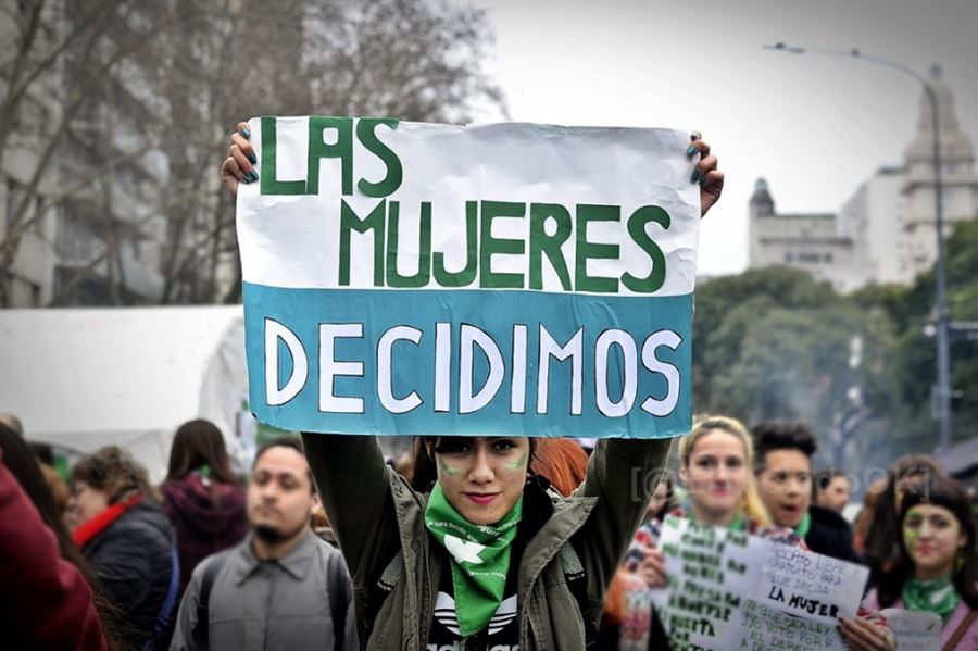 Informe: Cómo abordar la violencia sexual hacia las mujeres en los medios de comunicación