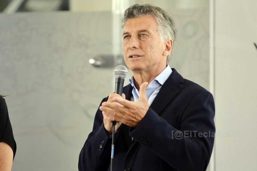 Macri disparó contra las cooperativas eléctricas y tiró un palo por derivación a los intendentes