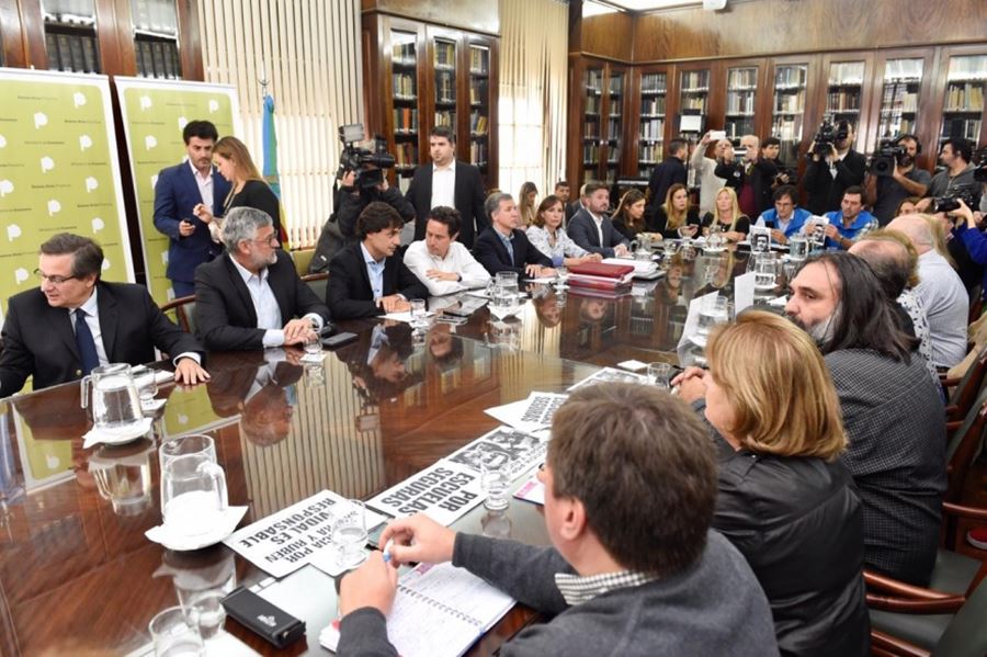 Principio de fumata blanca entre docentes y la Provincia tras una nueva reunión paritaria