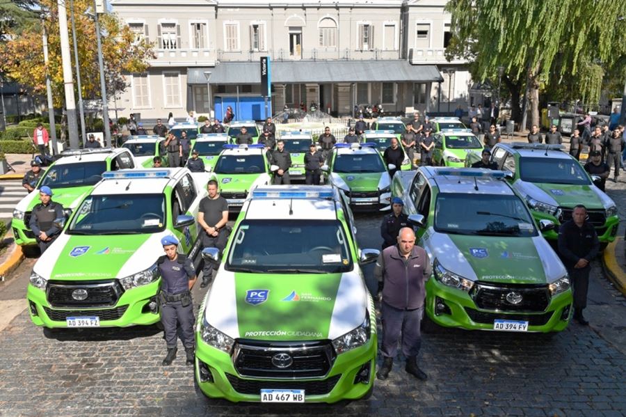 Andreotti presentó 16 nuevas patrullas municipales de protección ciudadana para San Fernando