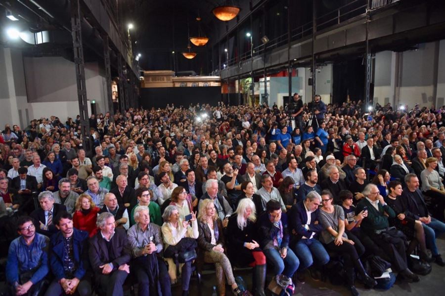 Desde la Feria del Libro, Cristina Fernández llamó a realizar un contrato social de todos los argentinos
