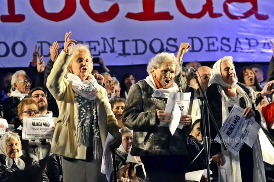 Abuelas festejan los 100 años de Rosa Roisinblit: “Tu presencia nos alienta a buscar a los que faltan”