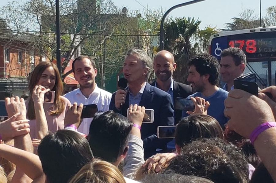 Amendolaggine acompañó a Macri y Vidal en la inauguración del Metrobus en Varela