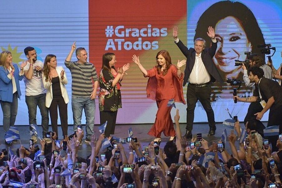 Los Fernández festejaron el triunfo celebrando la unidad: “Este no es el frente de nosotros: es de todos y para todos”