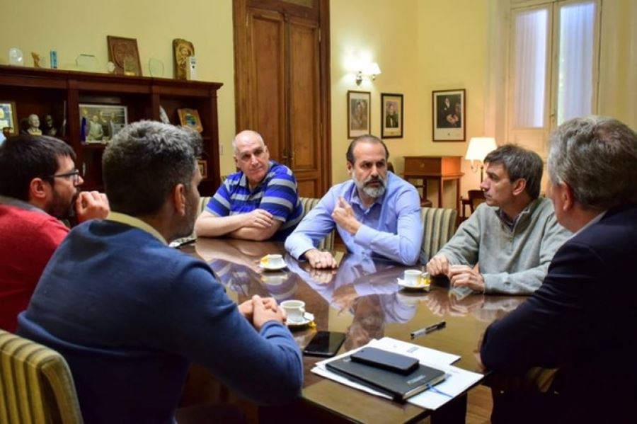 Tras su reelección, el intendente Héctor Gay se reunió con los ex candidatos opositores