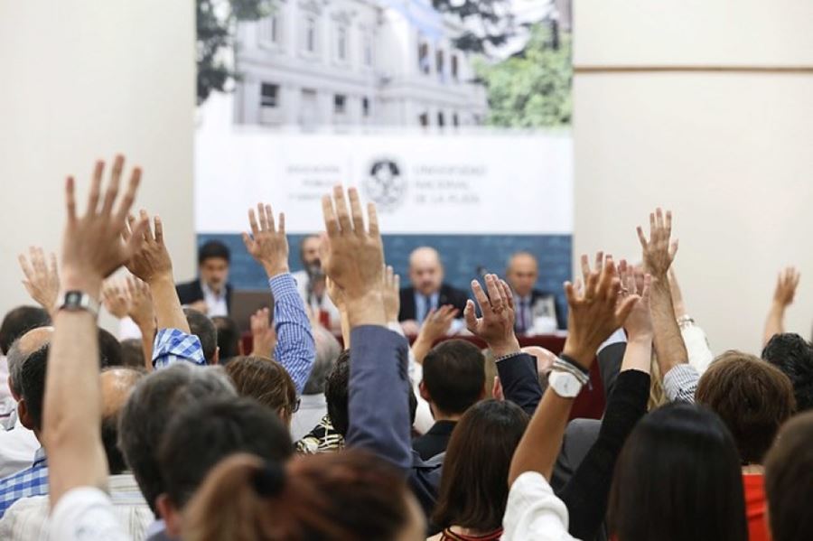 Más derechos para trabajadoras de la UNLP: el Consejo Superior aprobó la licencia por violencia de género