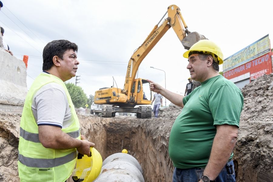 Fernando Espinoza supervisó las obras del mega plan hidráulico 20-21 en Rafael Castillo