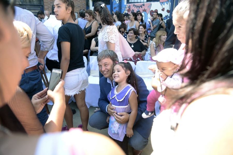 Cascallares presidió el inicio del ciclo lectivo en un Jardín de infantes y dos escuelas de Solano