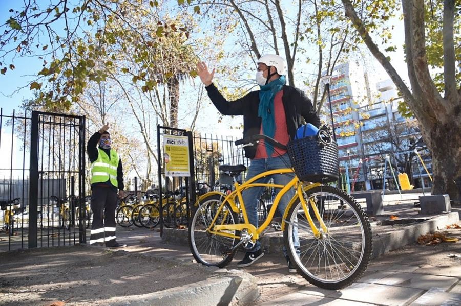 En La Plata, habilitan el préstamo gratuito de bicicletas para trabajadores esenciales