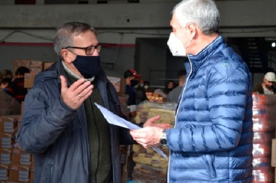 Cagliardi firmó un decreto que adhiere a la lucha contra el antisemitismo