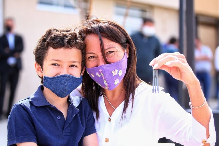 Kicillof participó junto al Presidente de la entrega de viviendas del programa Procrear