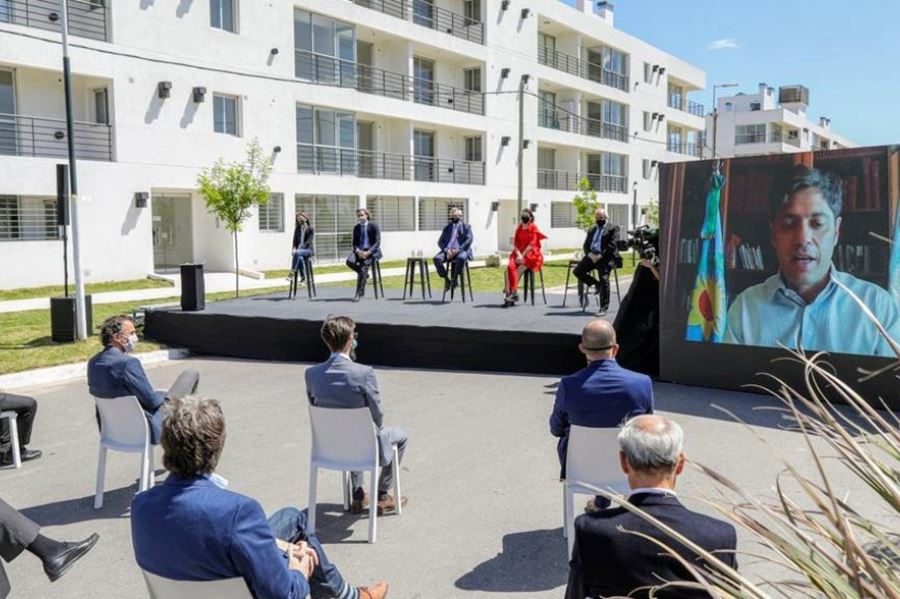 Axel Kicillof participó de la entrega de viviendas Procrear junto a Alberto Fernández