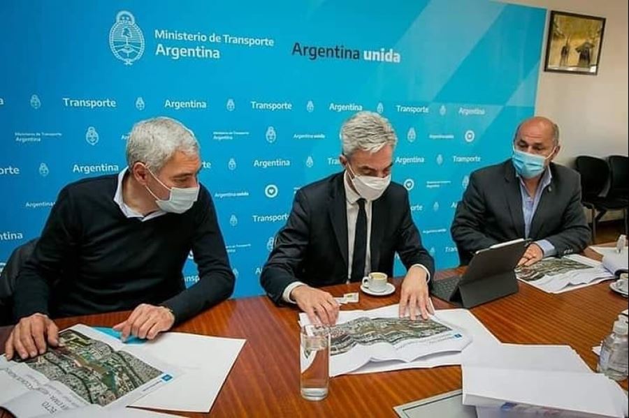 El intendente Cagliardi celebró el retorno del tren de carga a Berisso