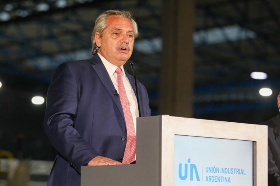 Alberto Fernández, en la conferencia de la UIA: “La Argentina se está recuperando"