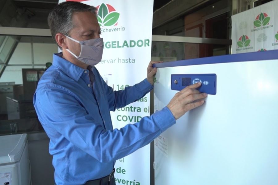 Esteban Echeverría primerea con la incorporación de un súper freezer para las vacunas del COVID-19