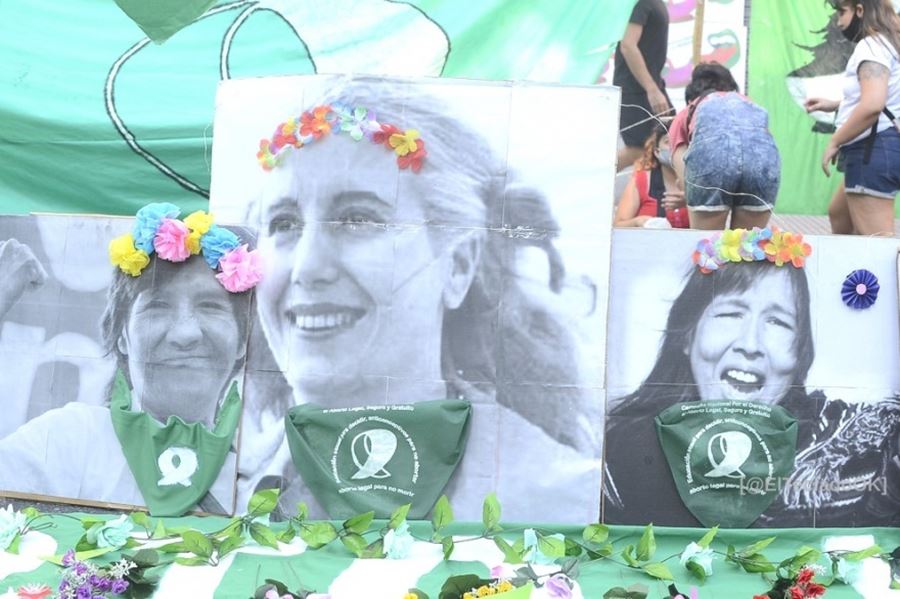 El ruido de rotas cadenas: el aborto es legal, seguro y gratuito