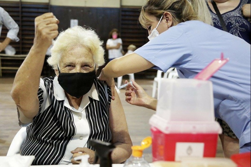 Kicillof: “La Provincia brindó 150 mil nuevos turnos para vacunar a mayores de 70 años en los próximos días”