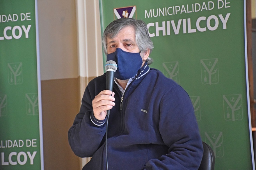 Guillermo Britos: "Afortunadamente no hay ningún caso de la cepa de Manaos en Chivilcoy"
