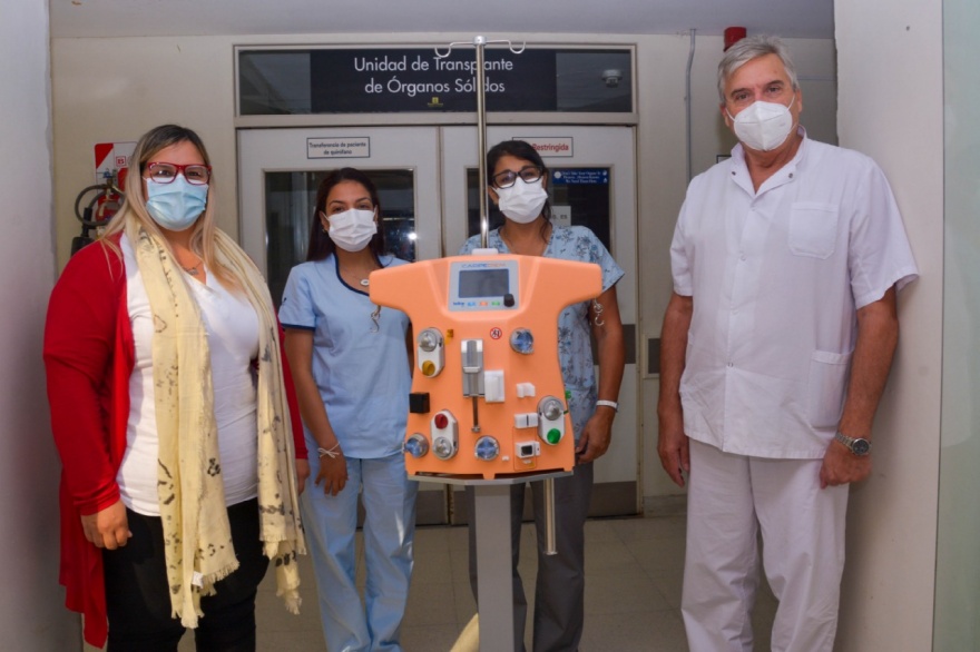 Por primera vez, un hospital público del país tiene un equipo de hemodiálisis para niños