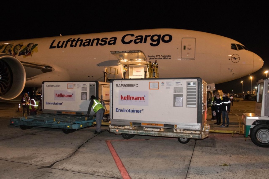 Arribó desde China otro vuelo con vacunas Sinopharm