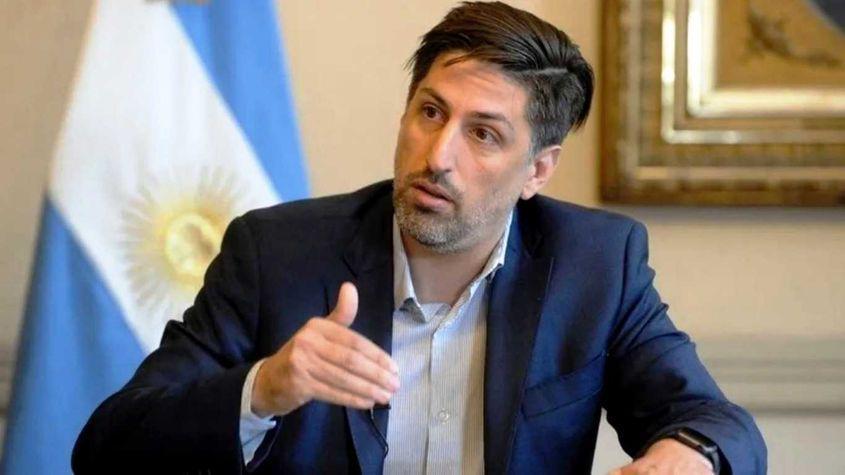 Trotta aseguró que las pruebas Aprender "no se suspenden"