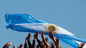 Alta en el cielo: hoy se celebra el Día de la Bandera