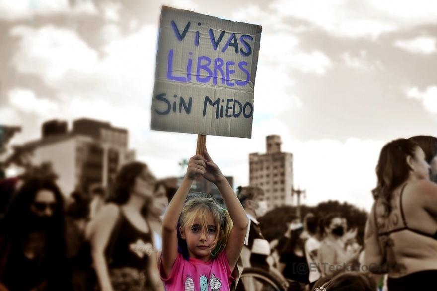 Una mujer es asesinada cada 31 horas en Argentina