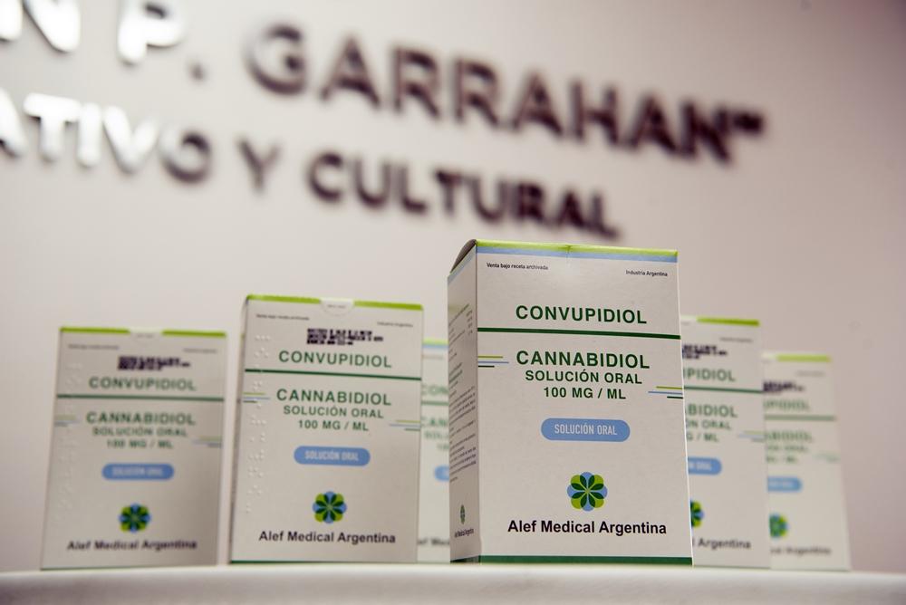Salud realizó la primera entrega de cannabis medicinal al hospital Garrahan