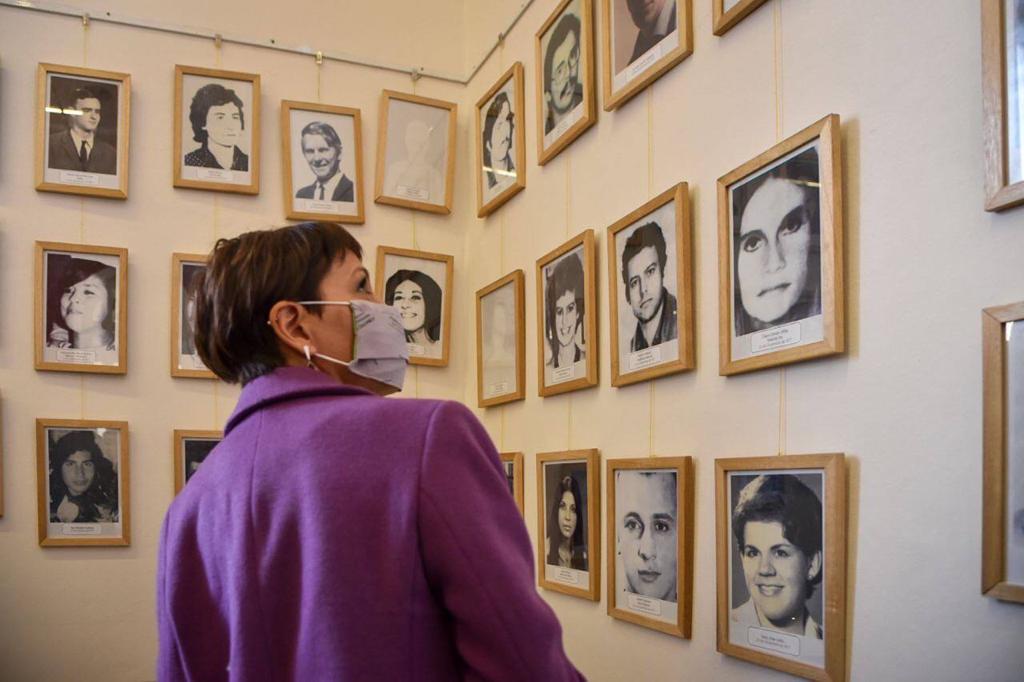 Mayra Mendoza recibió la maqueta del Pozo de Quilmes