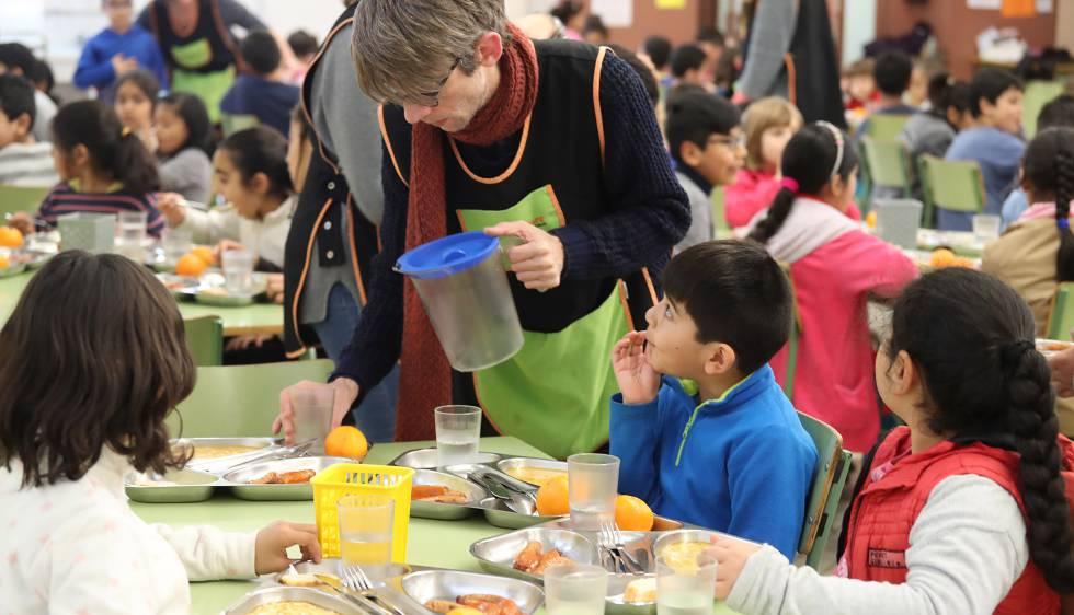 Kicillof anunció reapertura de comedores y refuerzo escolar los sábados