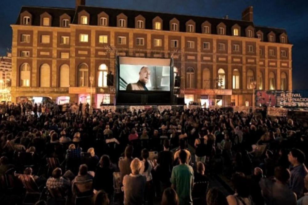 El Festival de Cine de Mar del Plata prepara una edición "mixta"