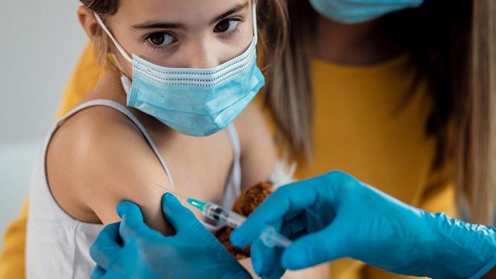 La Sociedad de Pediatría pidió vacunar a los niños para "salir de la pandemia"