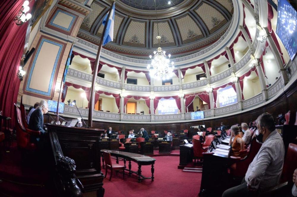 El Senado bonaerense aprobó el allanamiento al despacho del legislador Allan