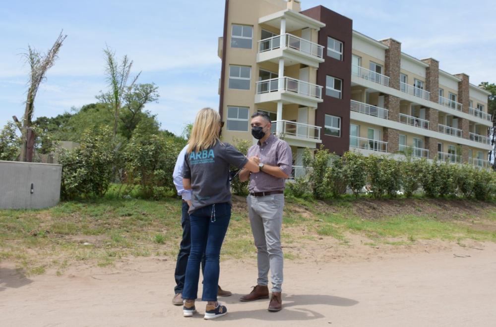 ARBA en Pinamar y Cariló: más de 100 casas y edificios de lujo figuraban como baldíos