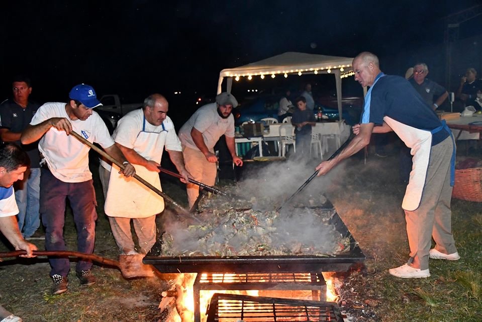 Finde con mucha actividad en la Provincia: cordero, cerveza, carnavales y rock