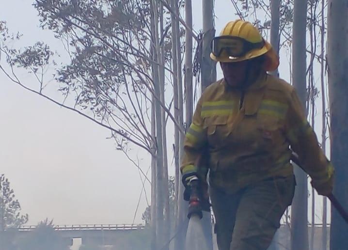 Marianela, una de las bomberos que le puso el cuerpo a la pelea contra el fuego