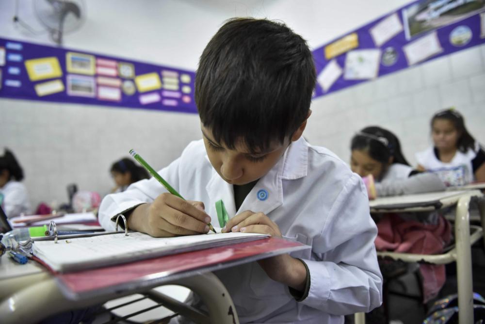 Nación impulsa que haya una hora más de clase por día en las escuelas primarias