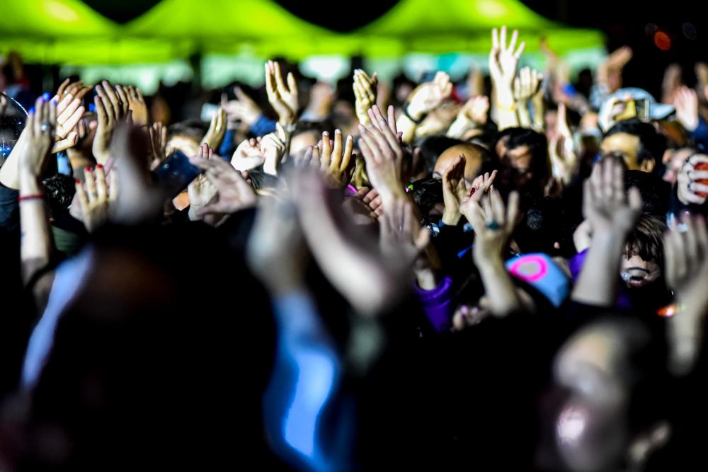 Con Las Pelotas a puro rock, Chascomús cierra la temporada 2022 a todo trapo